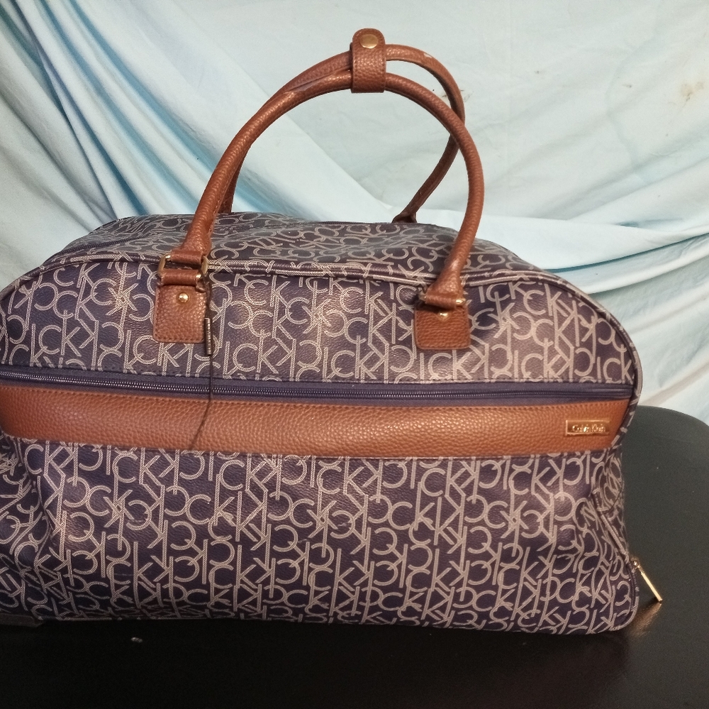 Calvin Klein duffle travel wheeled bag